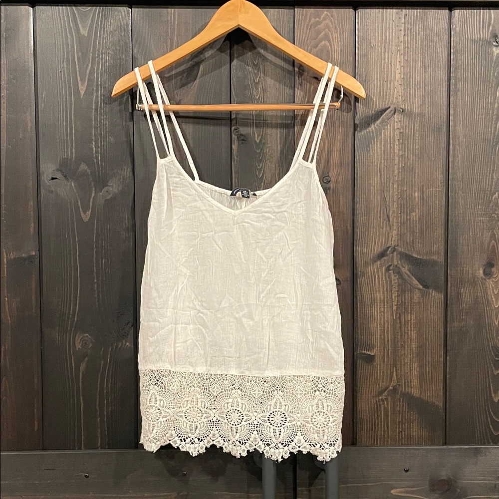 American Eagle Outfitters White Lace Hem Camisole